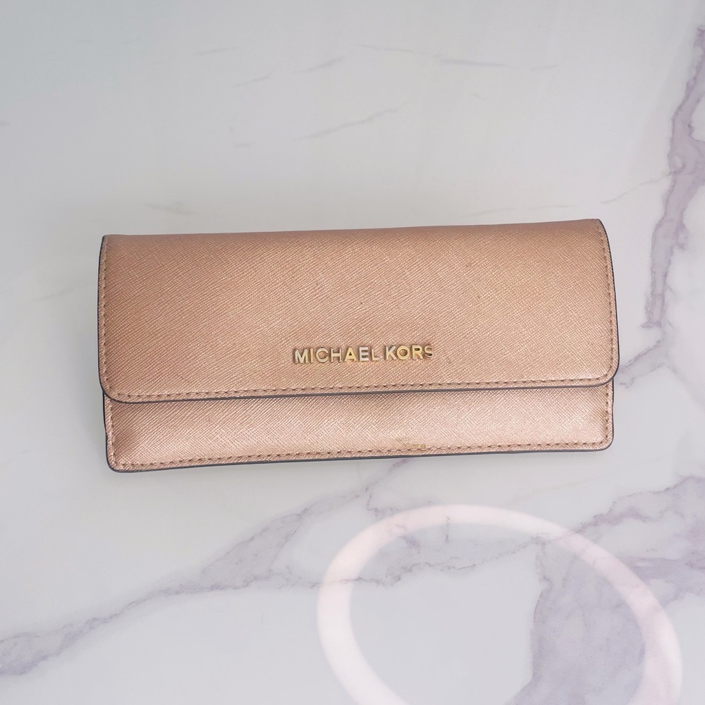 AUTHENTIC rare MICHAEL KORS rose gold WALLET
